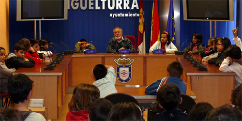 Alumnos del Clara Campoamor visitan el Ayuntamiento de Miguelturra