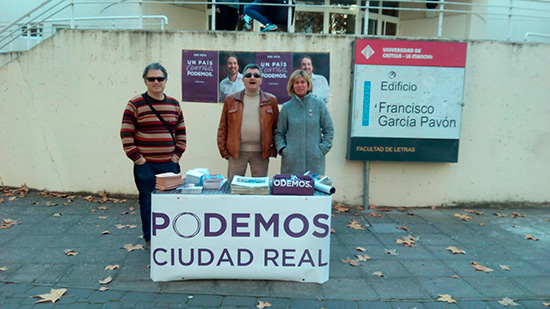 podemos-mesa-universidad-04