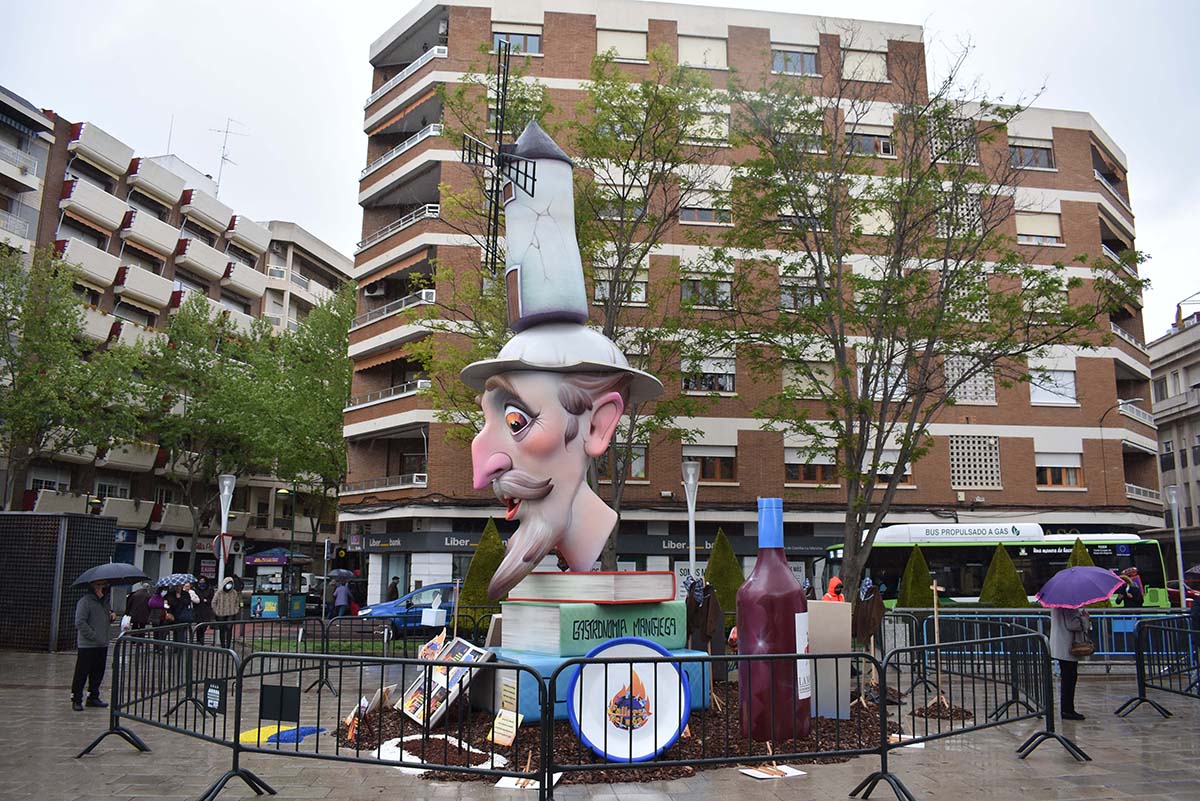 Comienzan Fiestas De Valencia En Ciudad Real Con La Instalaci N De La