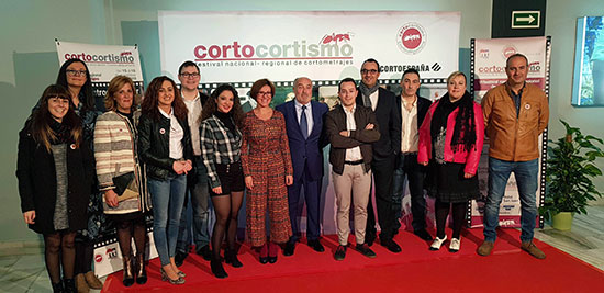 alcaldesa-corporación-madrina-y-presidente-cineforum